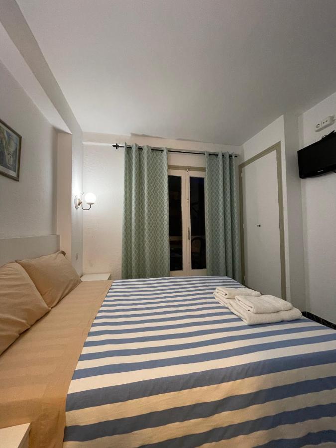P&R Hostals Maria Rosa Τόσα ντε Μαρ Εξωτερικό φωτογραφία